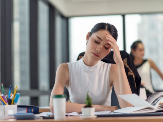 Bạn cảm thấy mỏi cả ngày 